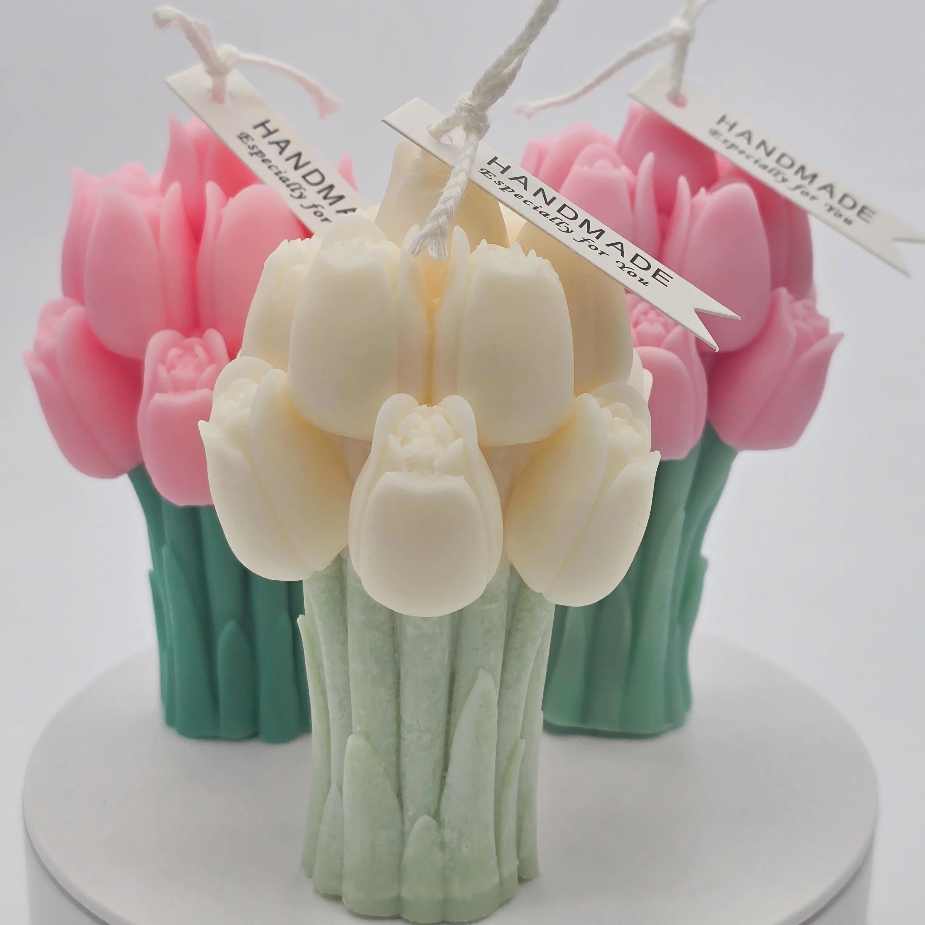 Handcrafted_Tulip_Candle_Realistic_Floral_Soy_Wax_Art_Aesthetic_Spring_Candle_Decor