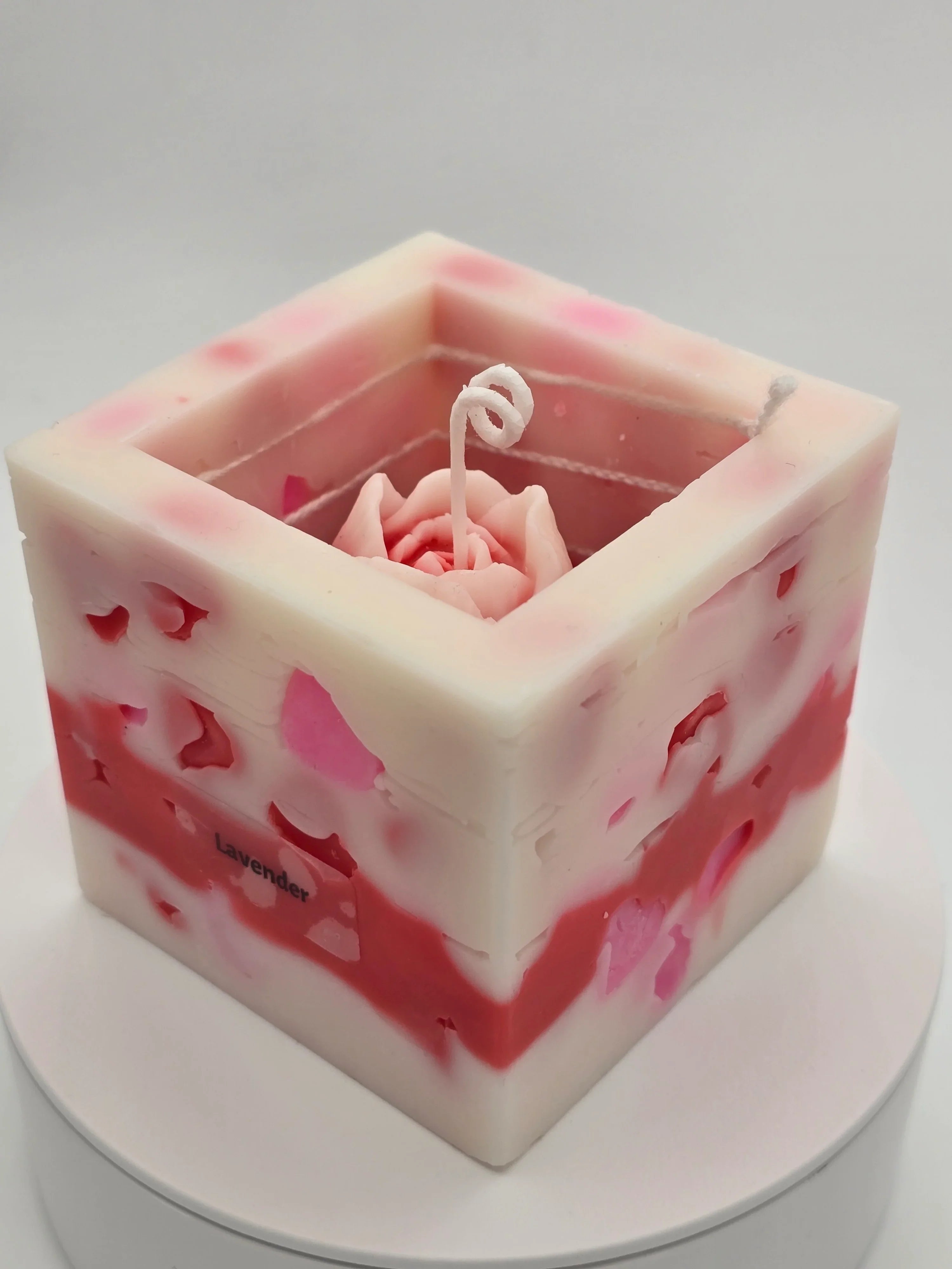 Hidden_Tulip_Reveal_Candle_Interactive_Two-Stage_Soy_Wax_Art_Experience_the_magic_of_a_flower_that_blooms_in_the_glow_of_a_flame_Spiral_Candle