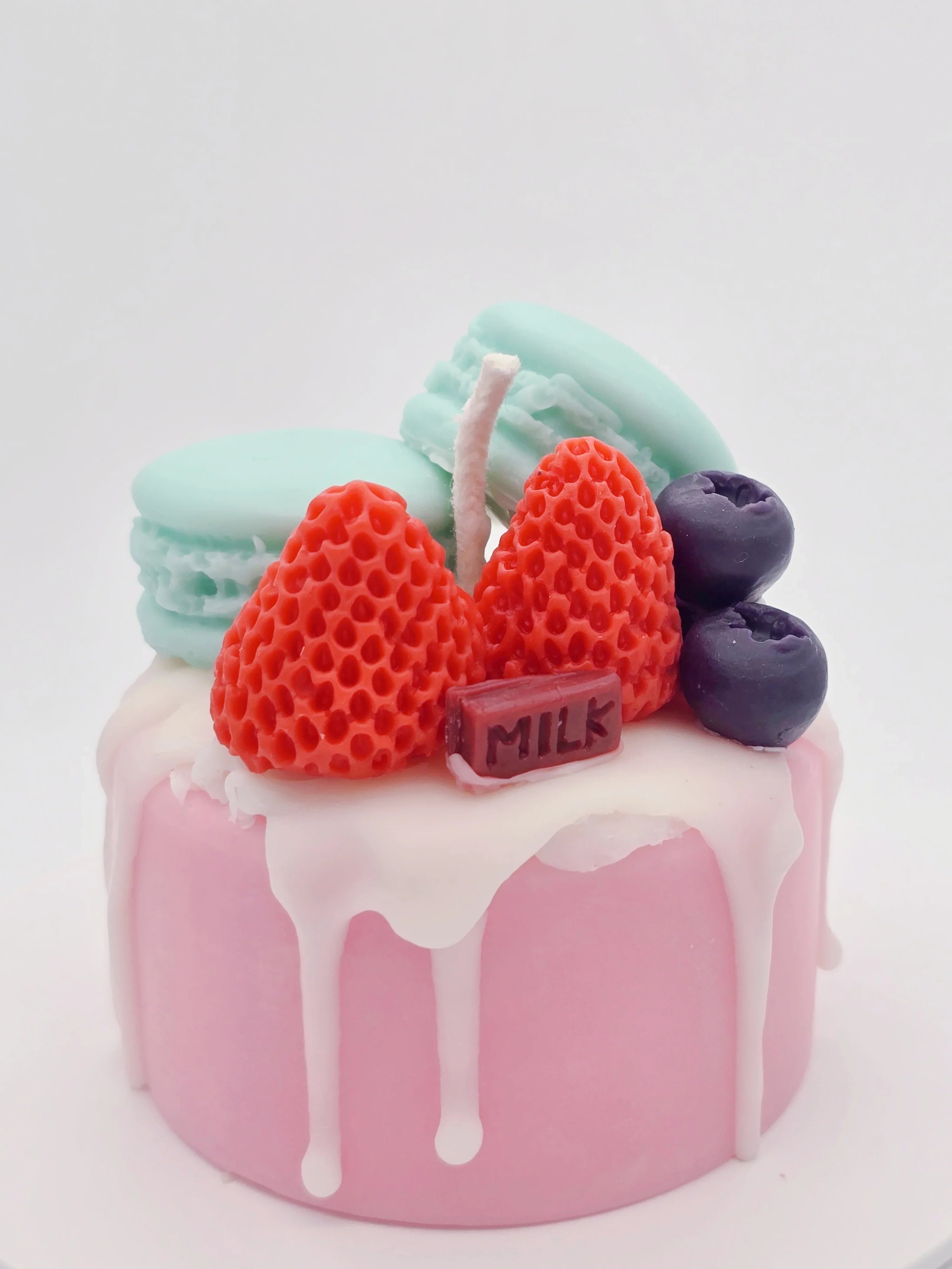 Macaron & Fruit Dessert Candle