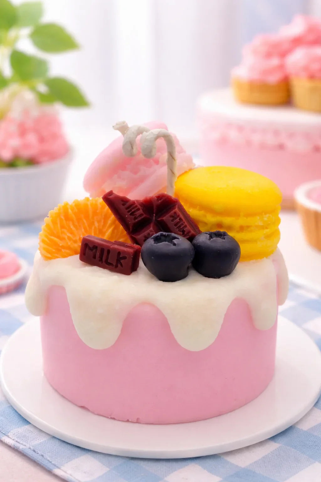 Macaron & Fruit Dessert Candle