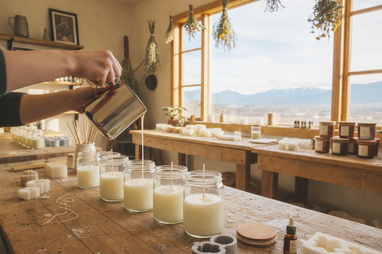 handpour soy candles, Thoughtfully made with care for the environment and kindness to animals — a feel-good choice for everyday living.